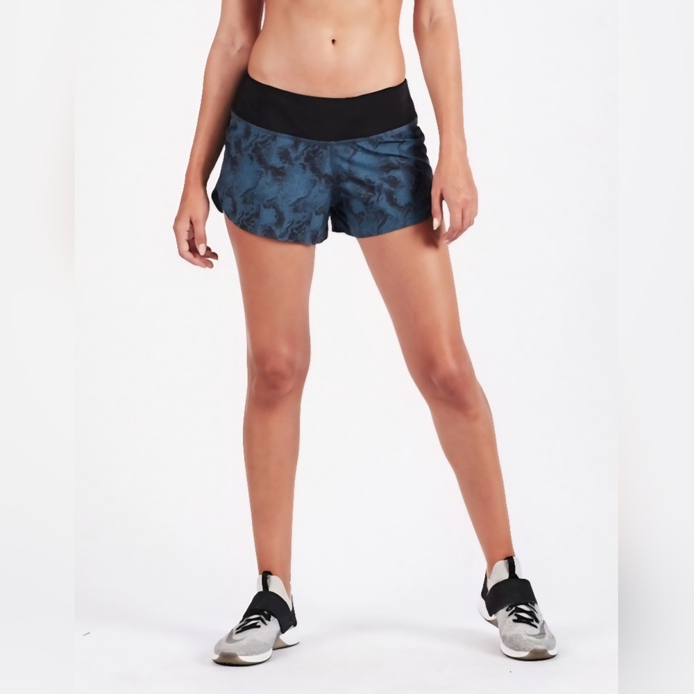 Vuori Omni Perfprmance Shorts Size Small